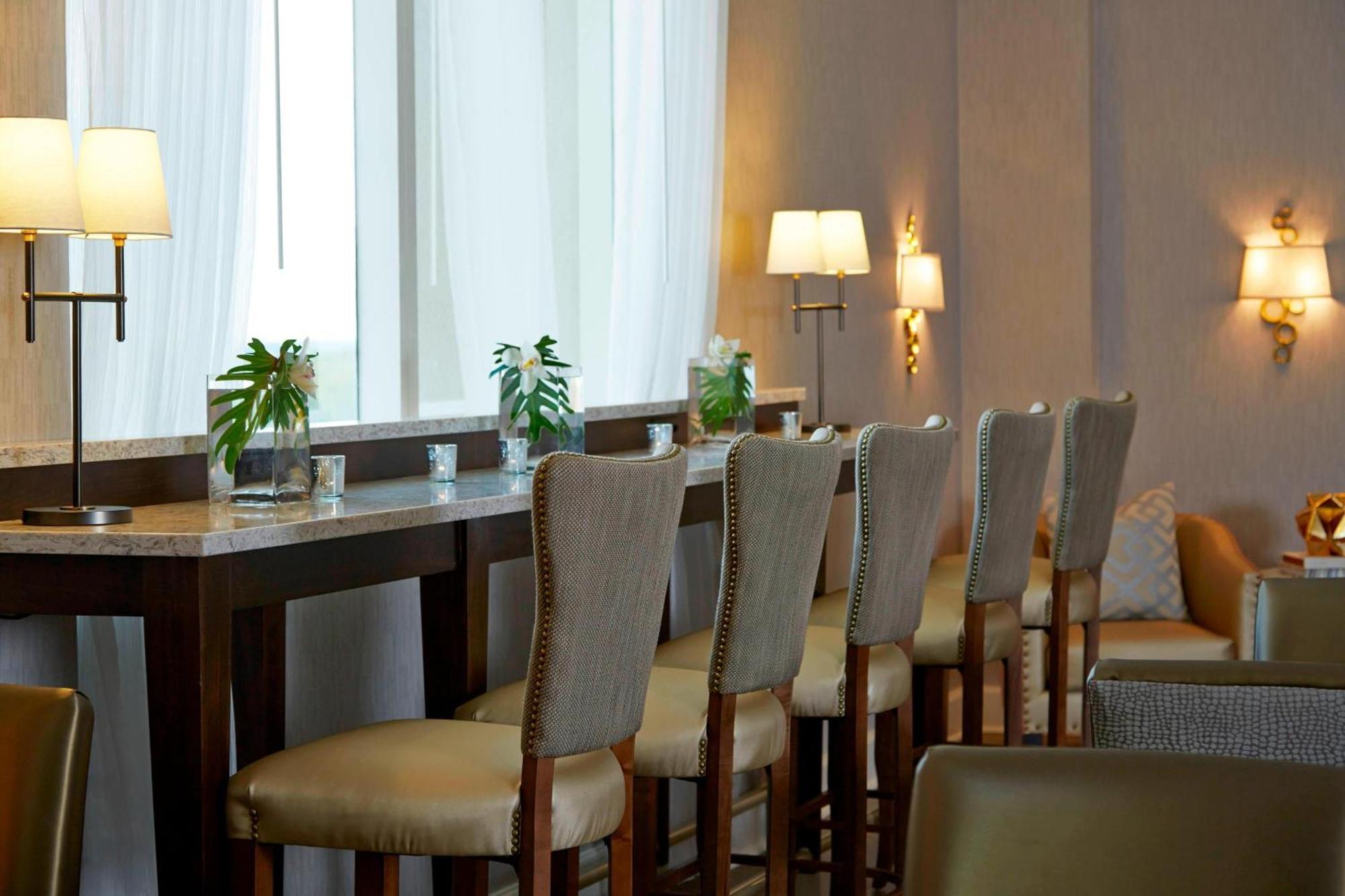 Renaissance Orlando Airport Hotel Bagian luar foto
